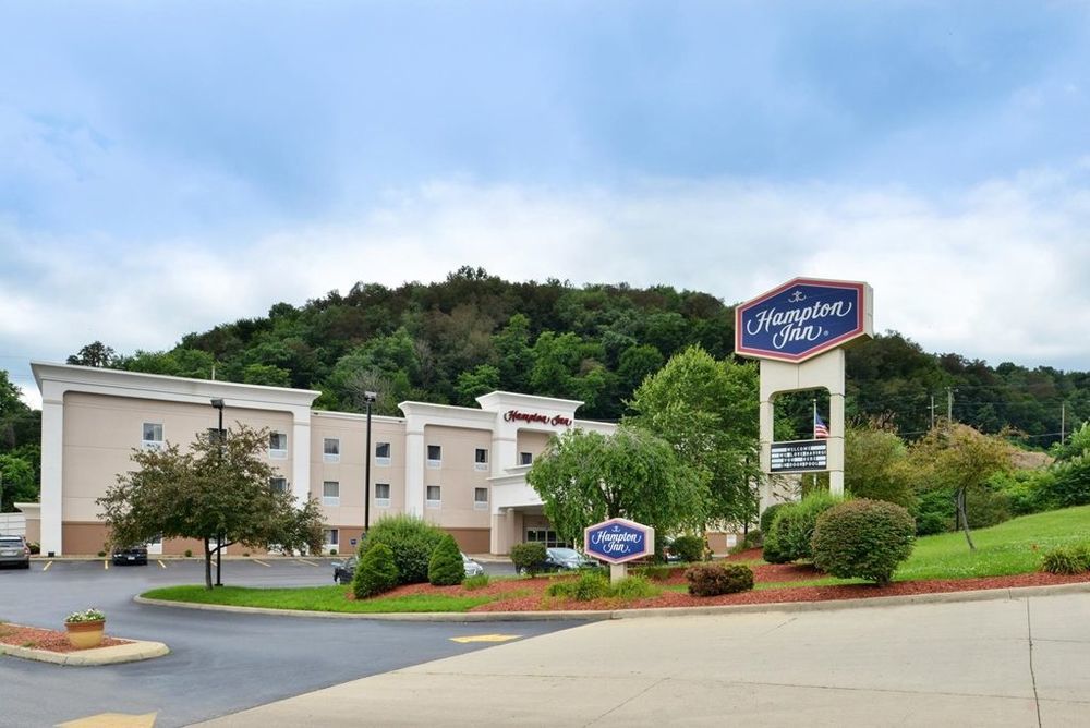 Wingate By Wyndham Steubenville Exterior photo