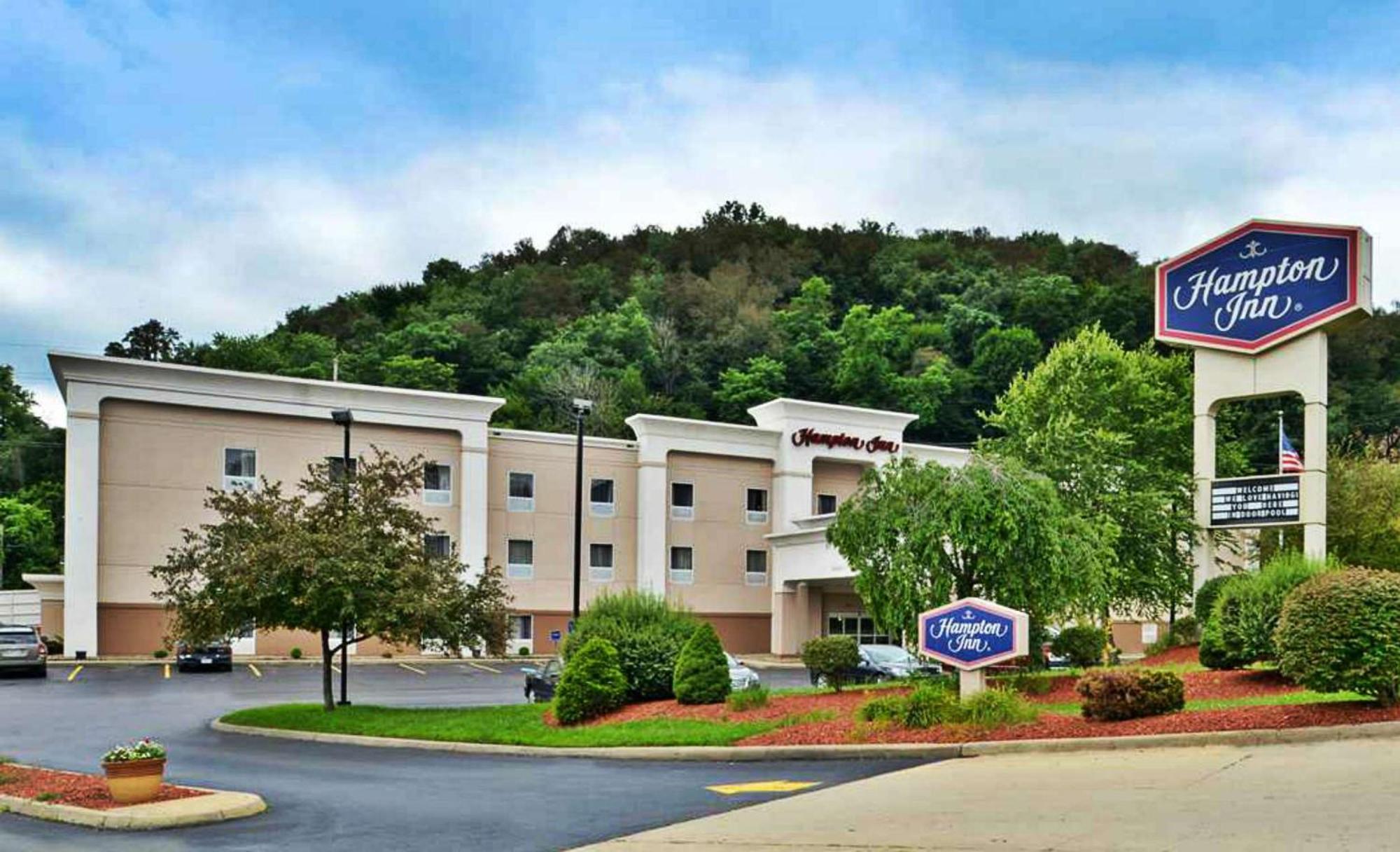 Wingate By Wyndham Steubenville Exterior photo