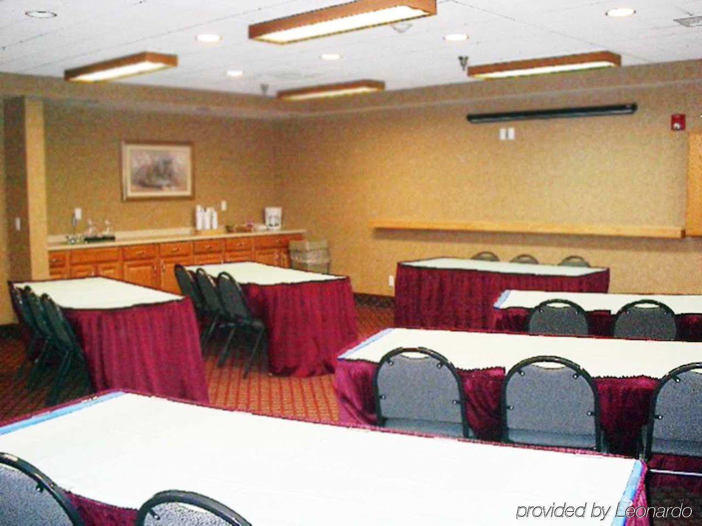 Wingate By Wyndham Steubenville Facilities photo
